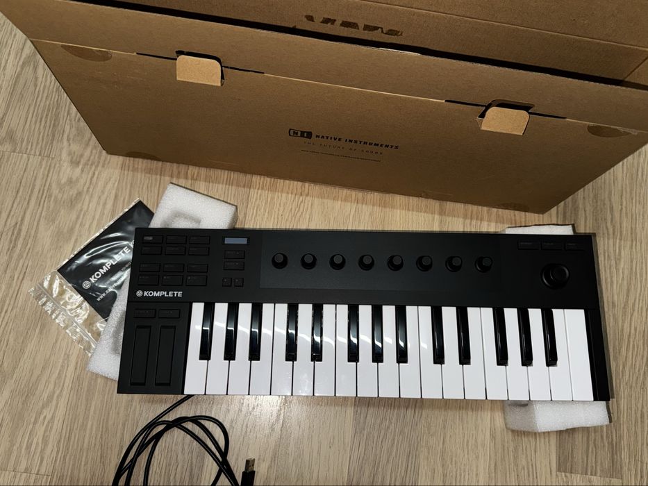 Native Instruments Komplete Kontrol M32