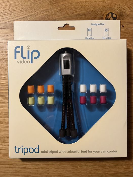 Flip video tripod - giętki stojak do kamerki
