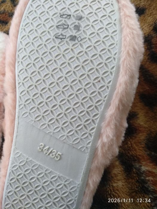 Тапочки теплі жіночі.