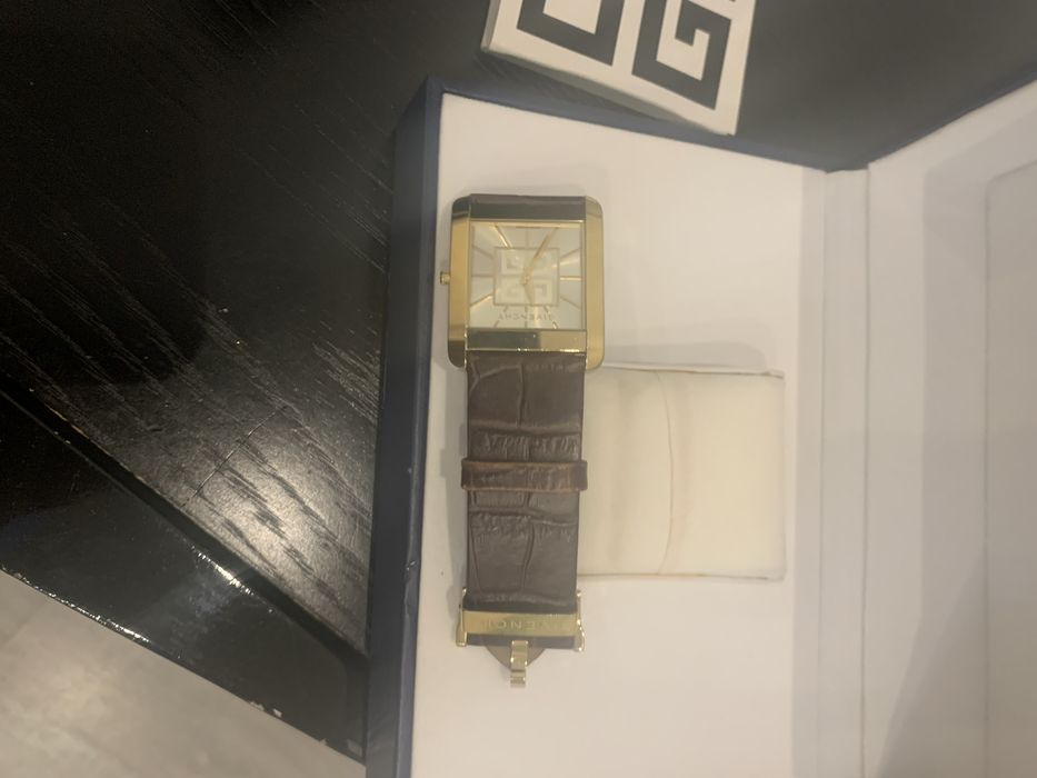 Relogio givenchy