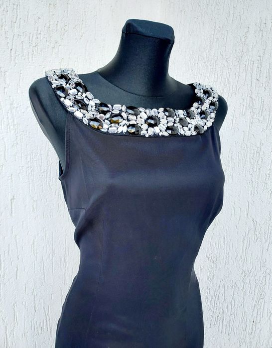 Sukienka z kryształkami w roz S/M.