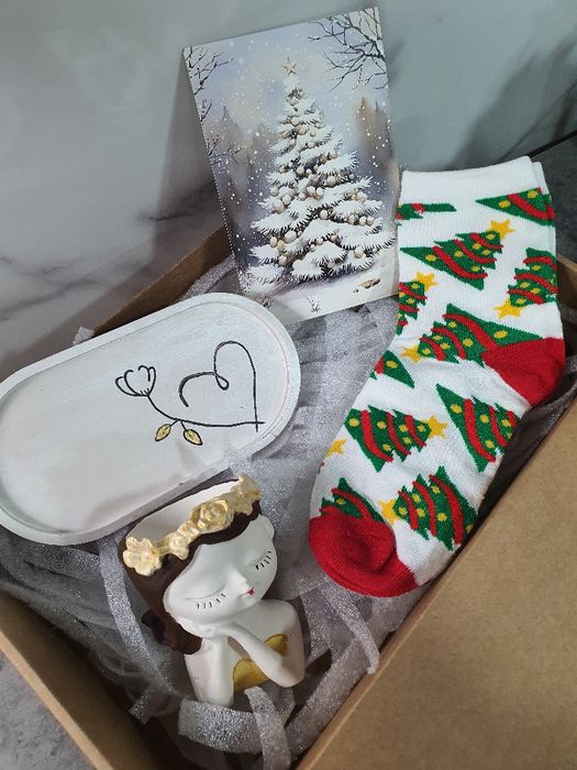 Presente de natal com diversos artigos