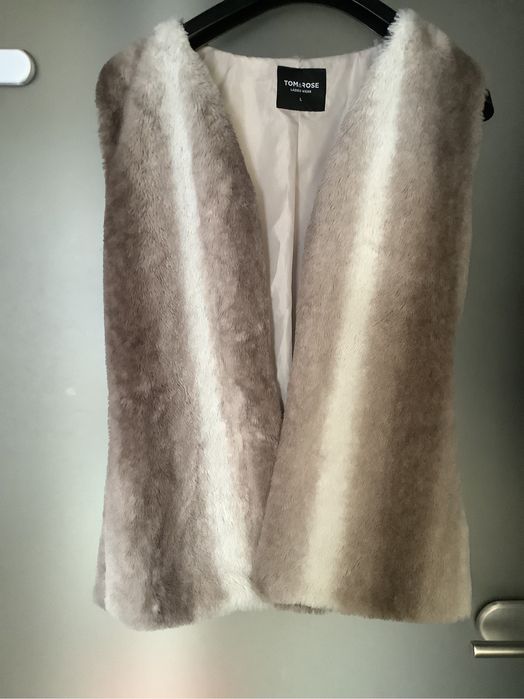 Kamizelka damska w odcieniach beżu, latte, różu Tom&Rose rozmiar L