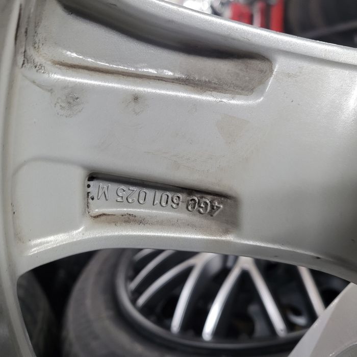 Oryginalne Koła zimowe 4G0.Audi A6 C6 C7 225.50.18 7.5J 18 ET 37 Dunlo