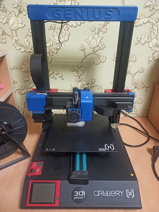 Продам професійний 3D-принтер Artillery 3D Geniu