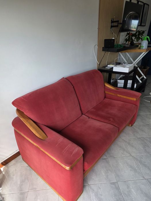Conjunto Sofá com duas poltronas
