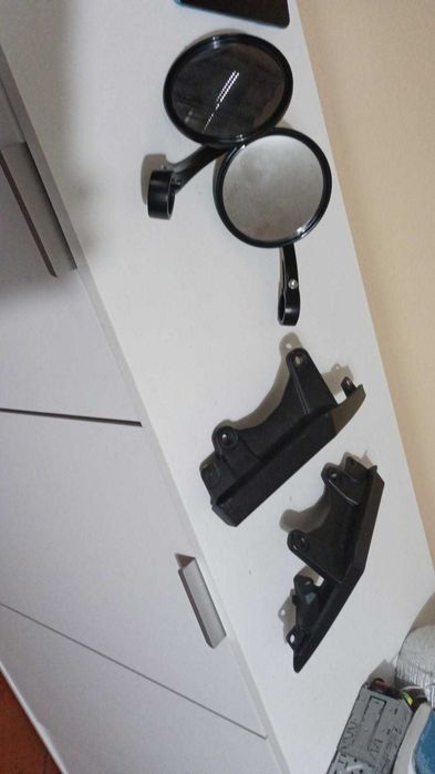 Vendo espelhos retrovisores e laterais traseiras novas para a zontes g1x