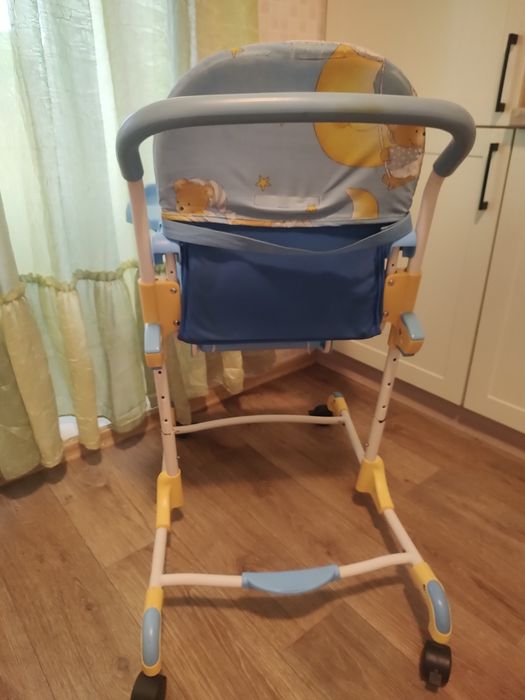 Стільчик для годування Geoby 05y800