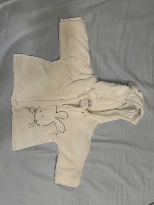 Casaco branco com capuz para recém-nascido / bebé tamanho 1 mês