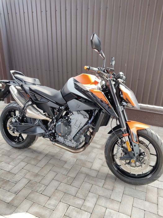 KTM Duke 890 abs