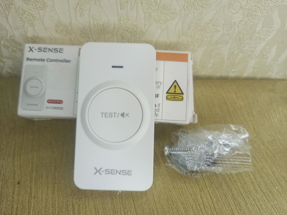 Пульт дистанційного керування X-Sense