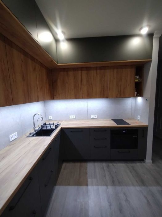 Виготовлення меблів з ВІЯР. Кухні, Шкафи купе, Передпокій , Гардеробні