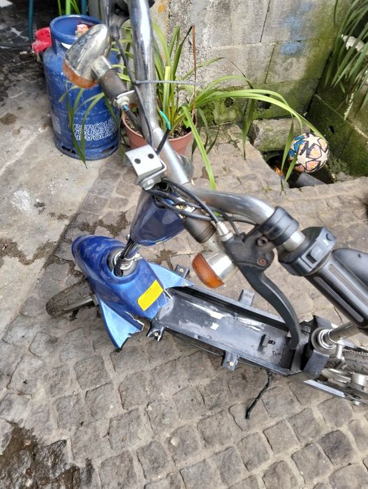 Trotinete como tá foto para peças ou projetos motor