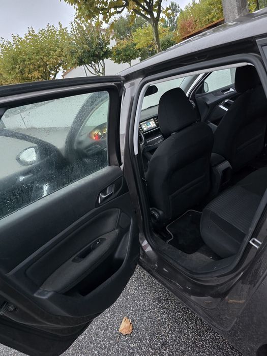 Peugeot 308 SW- Bom estado