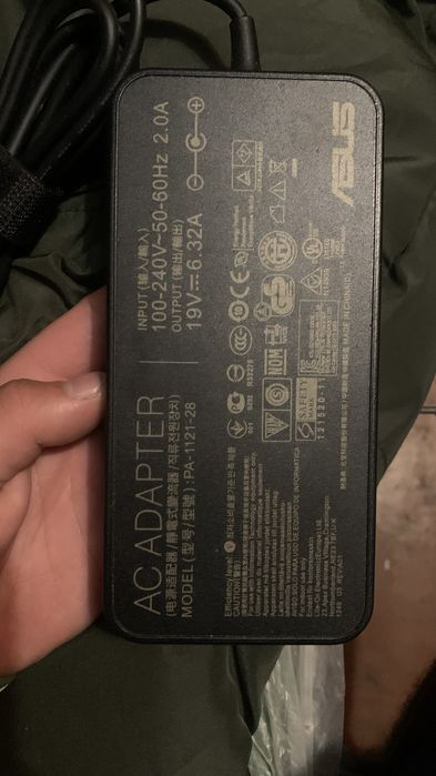 Adapter блок живленя до ноутбука ASUS