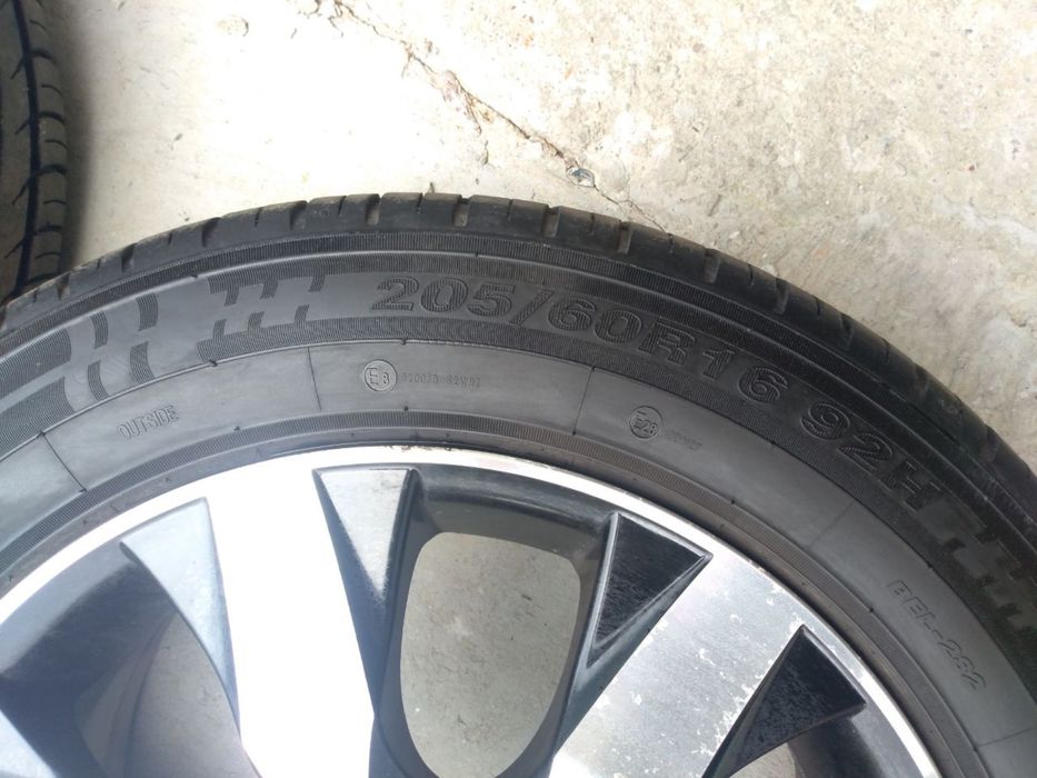 Колеса диски тойота   r16 205/60