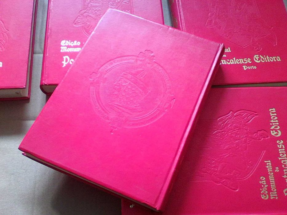 História de Portugal - Portucalense Editora
