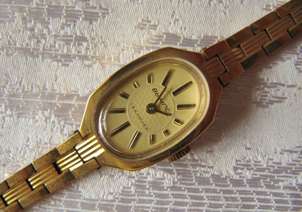 Часы механические 