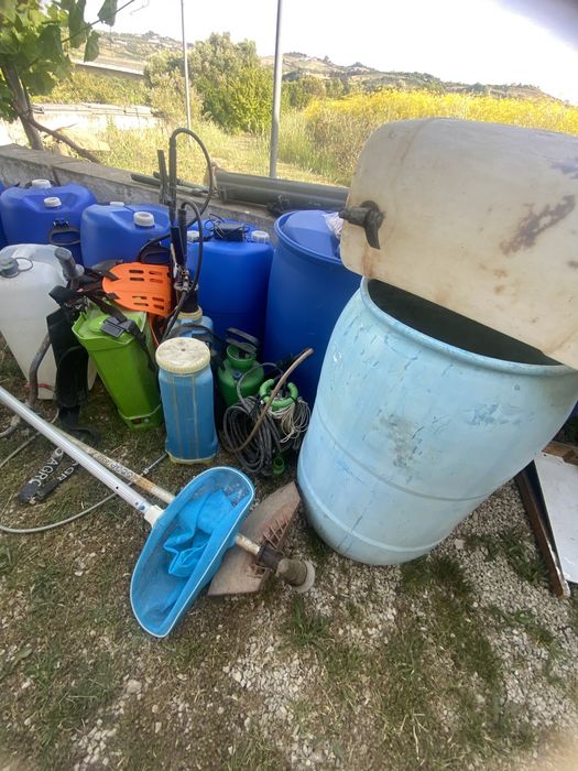 Material para vinha e outros