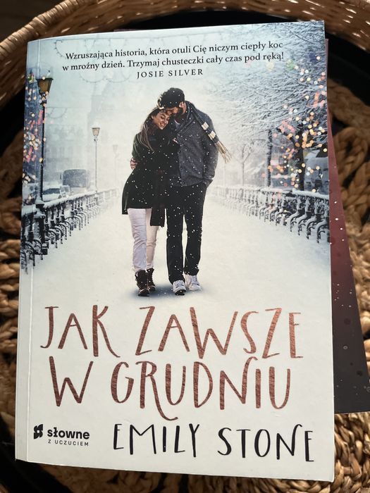 Jak zawsze w grudniu, Emily Stone
