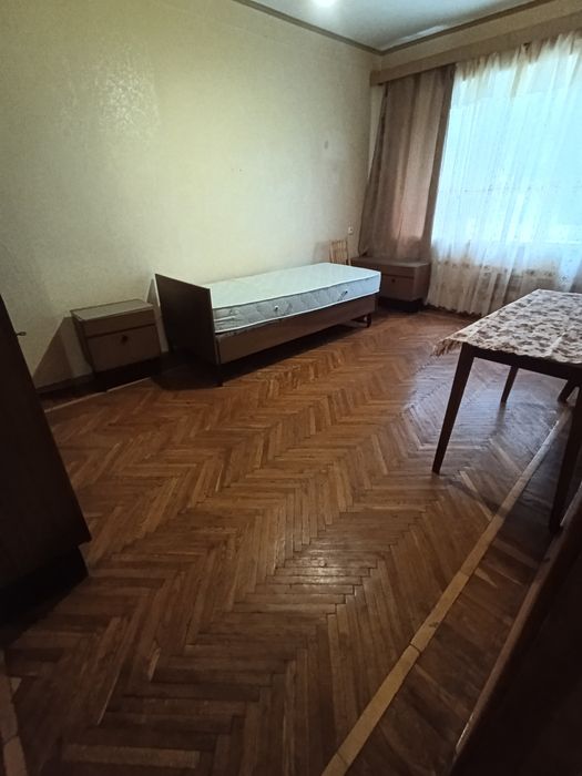 Шекспира д.8,метро Бот. Сад,2комнатная кв