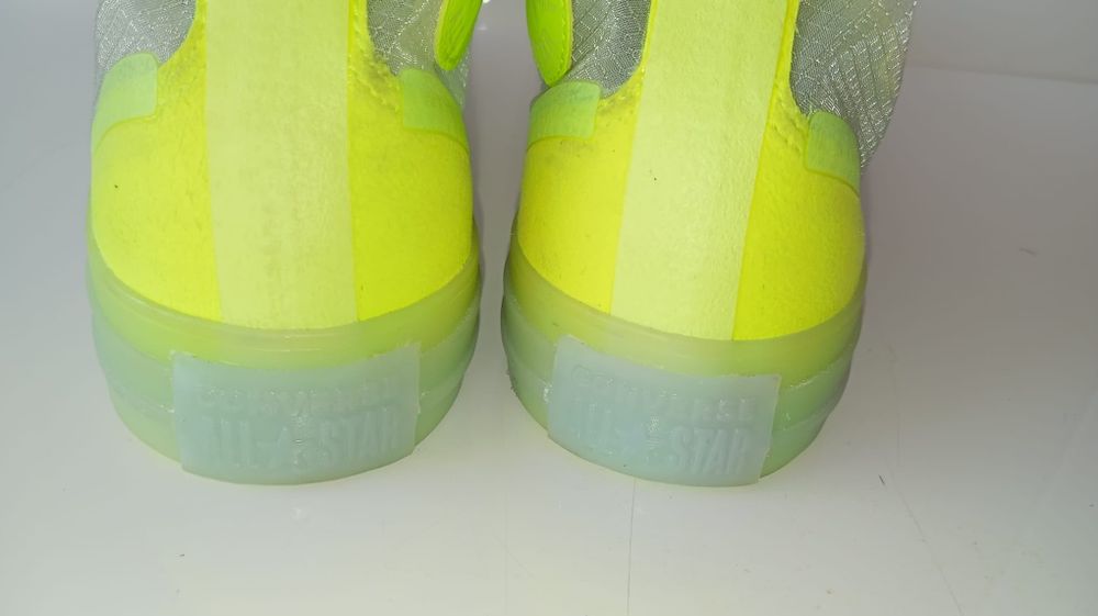CONVERSE translucent Chuck Taylor 39