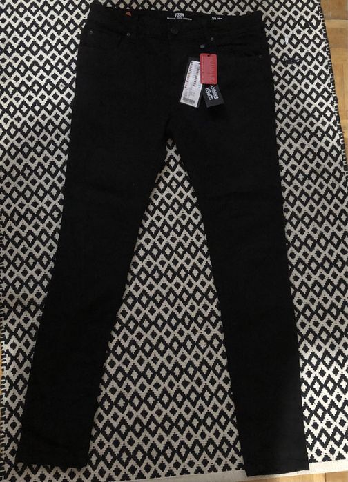 Czarne spodnie męskie SKINNY