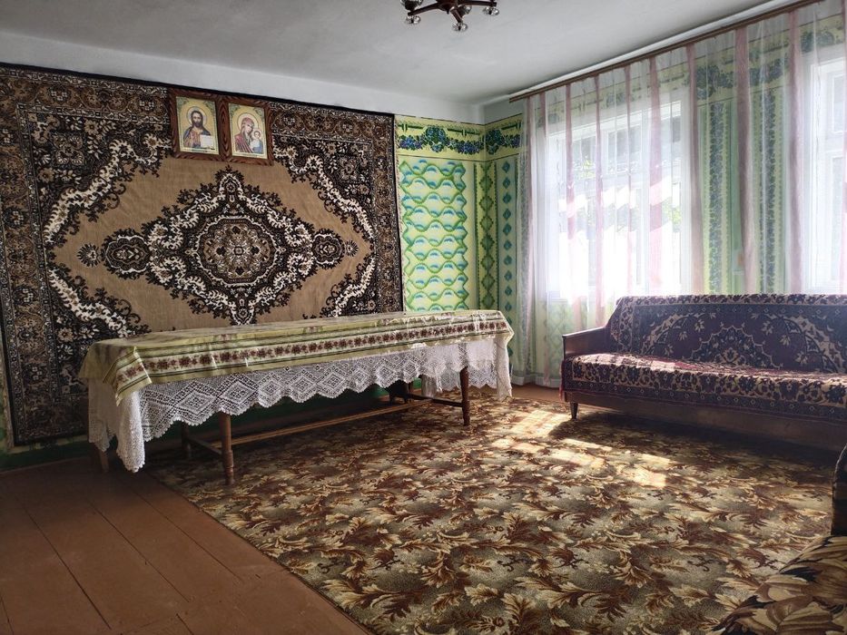 Продам будинок с.Іспас Вижницький район Чернівецька область