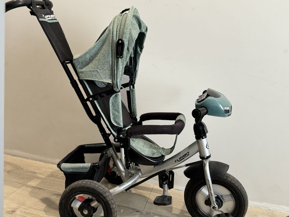 Дитячий триколісний велосипед