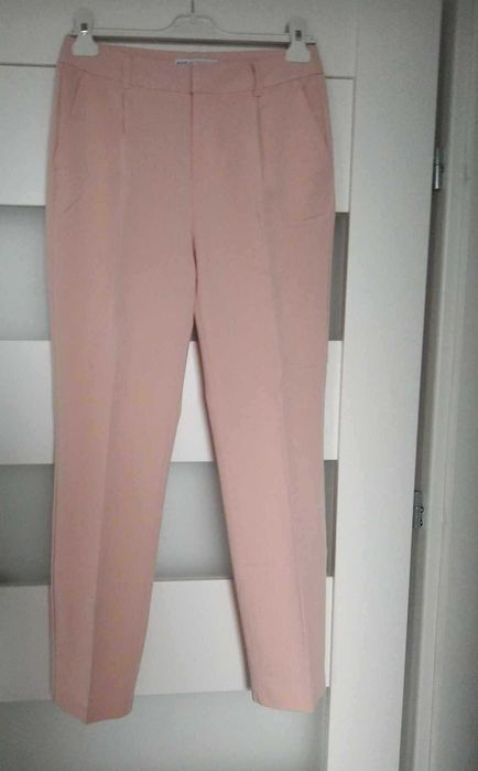 Spodnie materiałowe