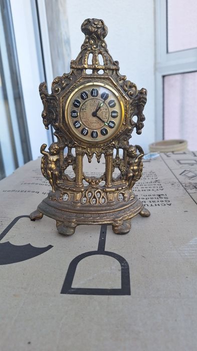 Relógio de Mesa Vintage Negociável