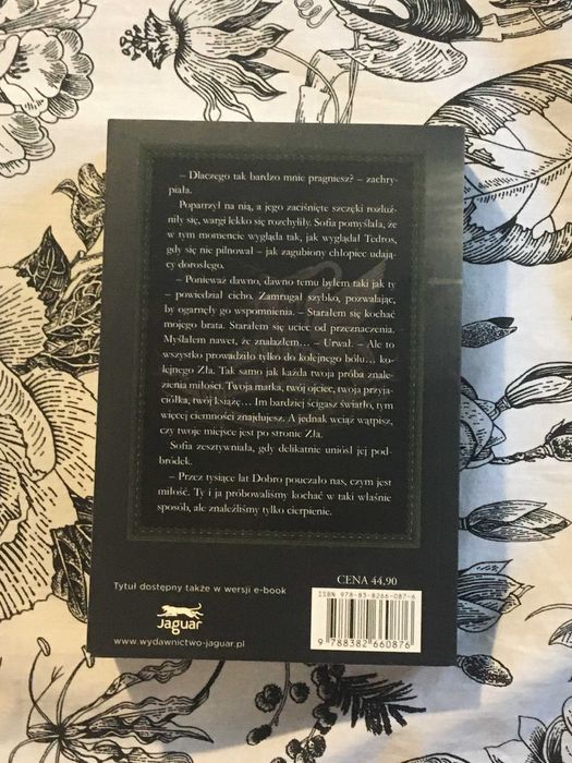 Akademia dobra i zła tom 1