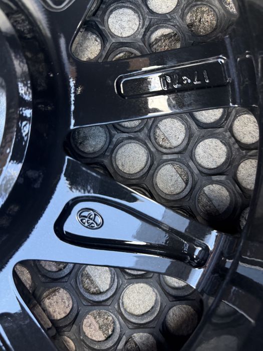 Ном 170 077 Диски оригінал toyota camry 70 rav4 avensis corolla chr avalon lexus es is ux es r17 5-114,3