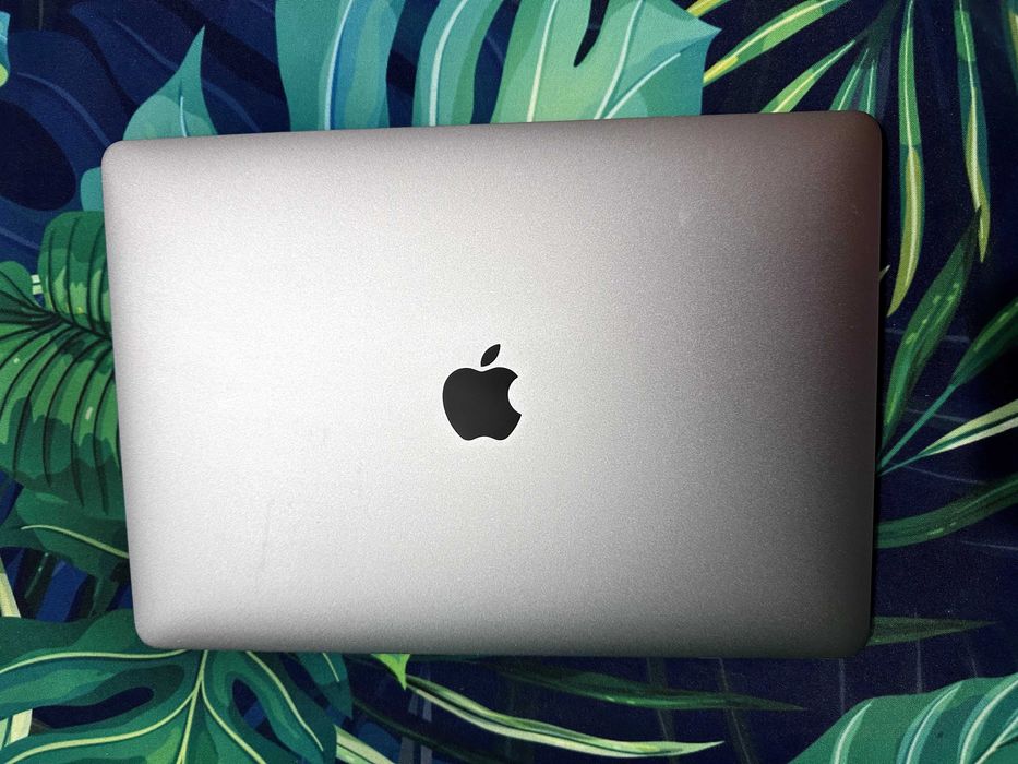 MacBook Pro 13’ A1708 i7 2,4GHz 16GB 1T