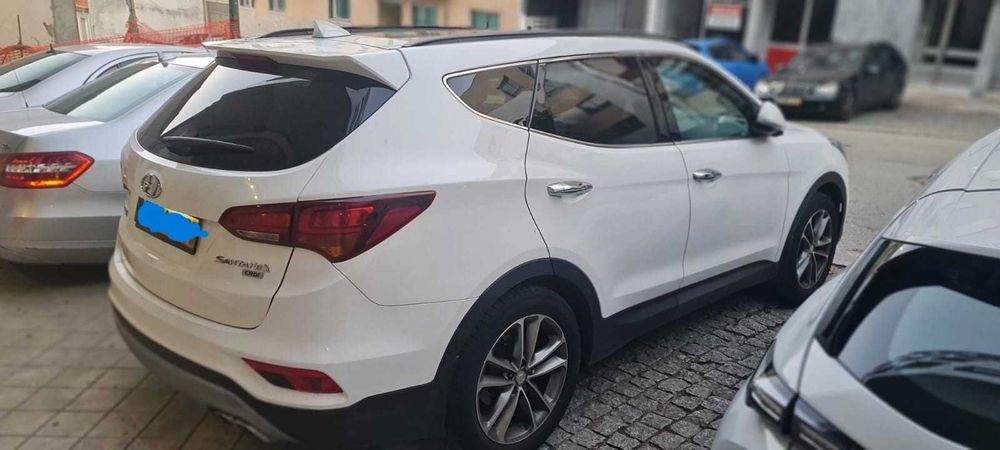 Hyundai Santa Fé 2018 — 7 Lugares — Top de Linha