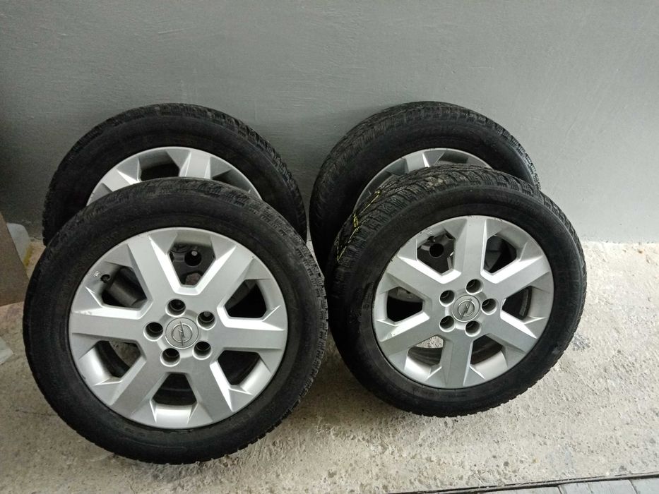 Sprzedam FELGI z oponami zimowe 205/55/16