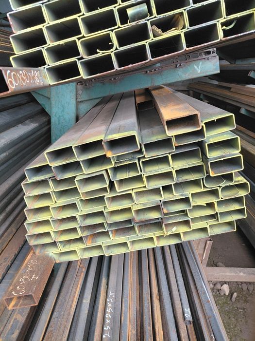 Труба профільна 60*30*1,8 (уцінка)