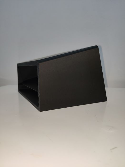 Profesjonalny stojak na Focusrite Scarlett 2i2 (4. generacja) PLA+