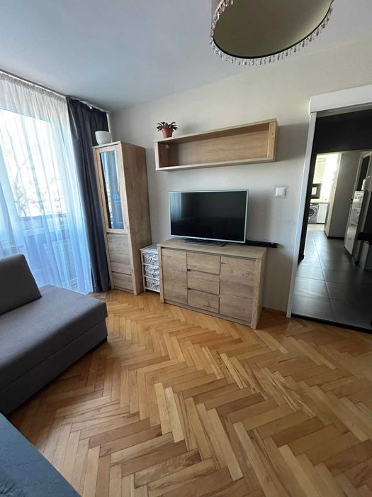 Sprzedam 4 - pokojowe mieszkanie