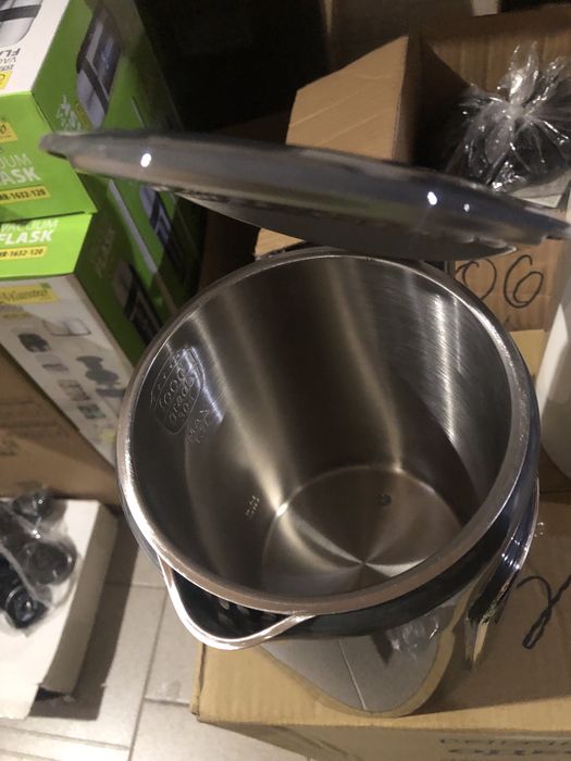 MR-024 Ел.чайник 1,7л,1850-2200 Вт сенс.панель Maestro