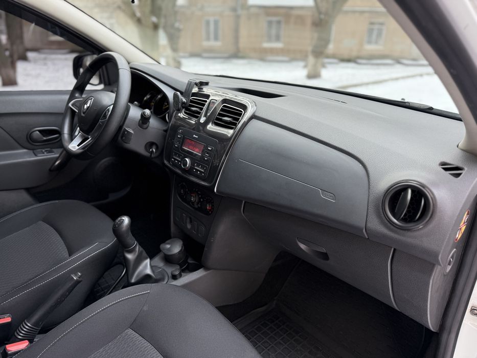 Продам Renault Sandero 2019