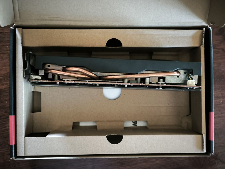 Amd Radeon RX 5600XT457924013060280322