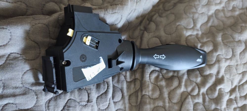 Chave de seta/interruptor Ford Ka