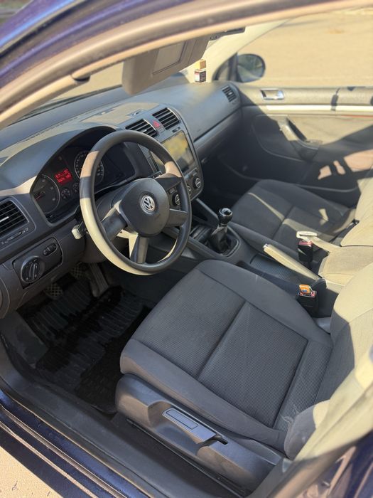 Volkswagen Golf 5 2.0 tdi