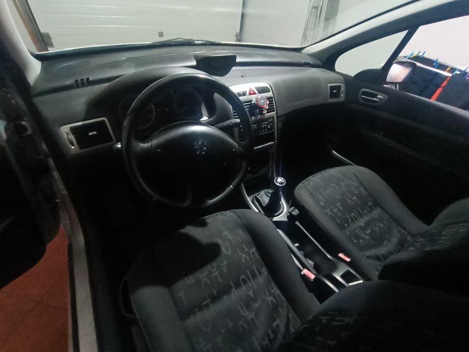 Peugeot 307 1.4 HDi. Excelente preço.