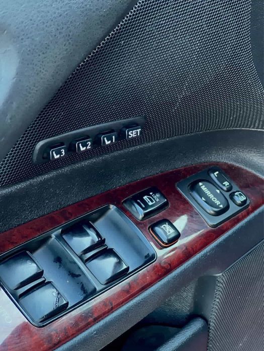 lexus IS 300(арабська збірка)
