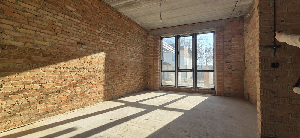 Продаж будинку преміум класу в еко-локації біля річки! Приваблива ціна