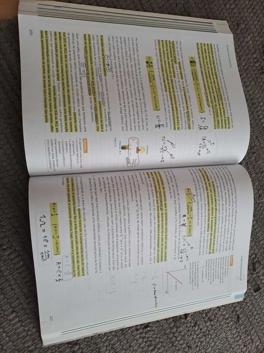 Física e Química 10 ano Exames e Testes (2025)