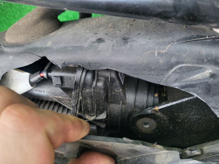 Audi Q7 4M0 hak holowniczy elektryczny