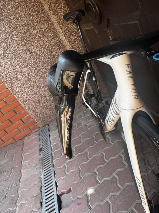 Factor Ostro VAM v2 Pearl White r. 56 Dura Ace R9250 Di2